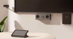 Lenovo Perluas Ekosistem Solusi Ruang Rapat Cerdas Melalui Integrasi AI ThinkSmart dan Huddly