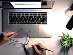 Transformasi Karier: Panduan Strategis Menjadi Copywriter Profesional di Era Digital